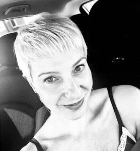 Meet your Posher, Katalin